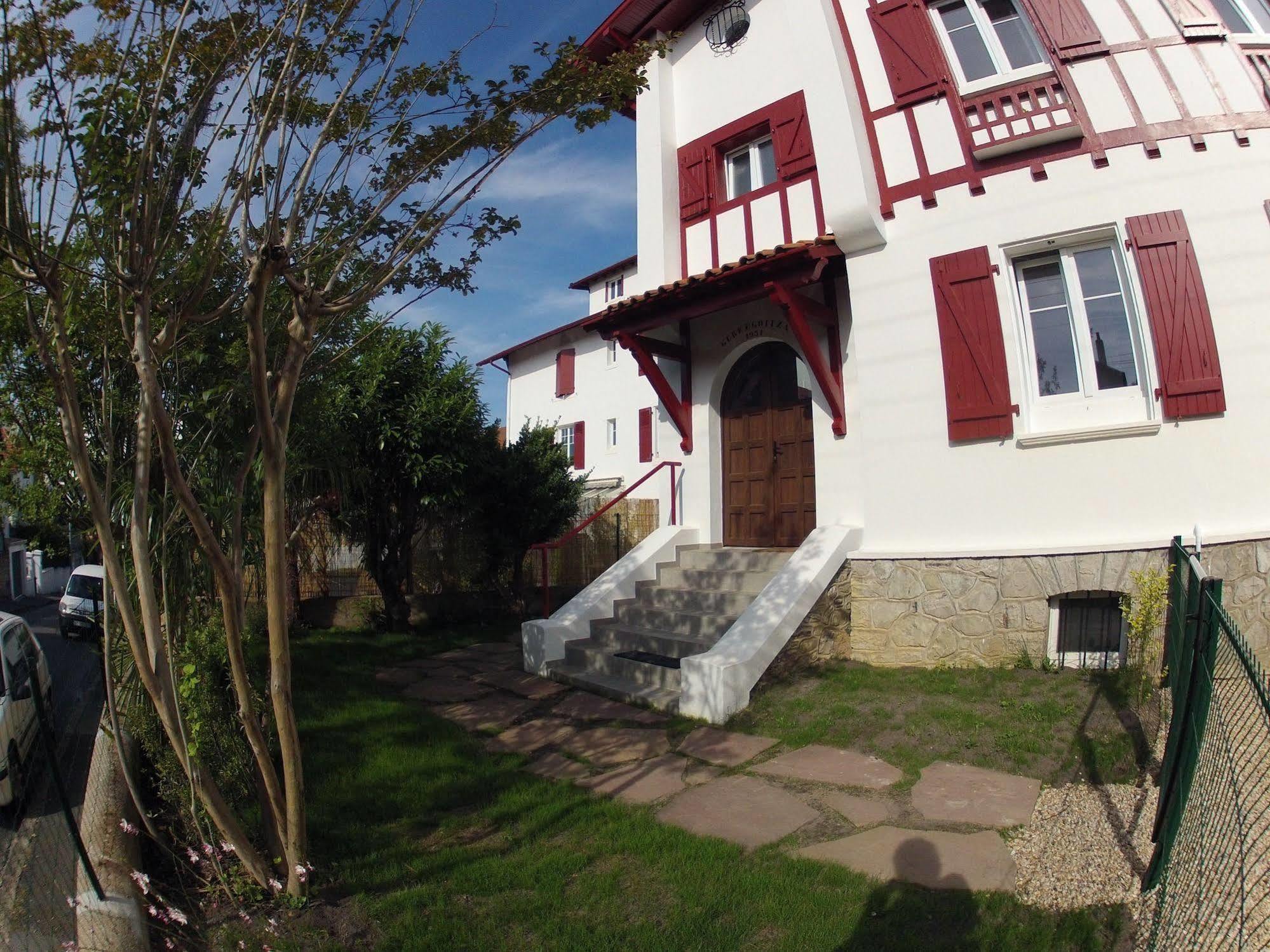Bed & Breakfast Aux Arenes De Bayonne
